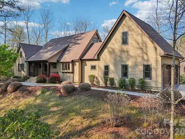 2320 Evans Rd, Hendersonville, NC 28739