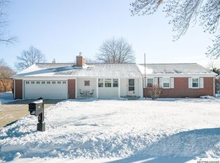 54 Kentucky Ct, Mason City, IA 50401