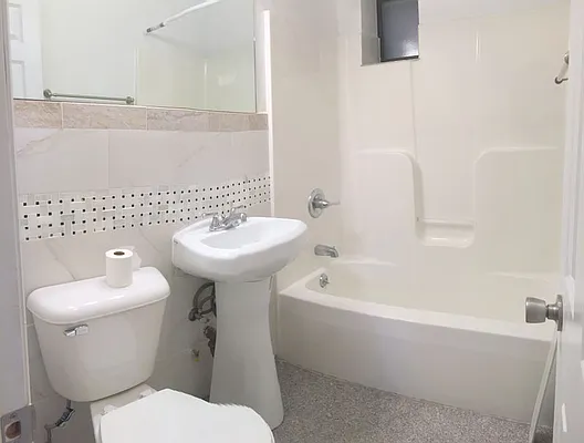 Rented by Uptown Flats LLC | media 5