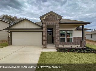 105 Bunting Ln, Bertram, TX 78605