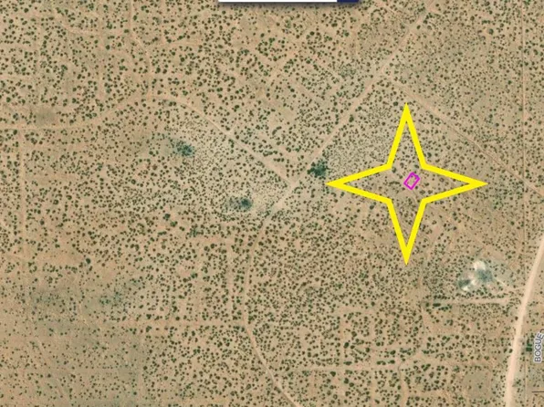 3 La Joya Rd, El Paso, TX 79928