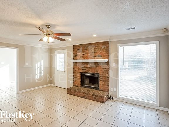 3rd image of 4644 Winter Park Dr