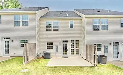 4 Glenside Dr Photo 1