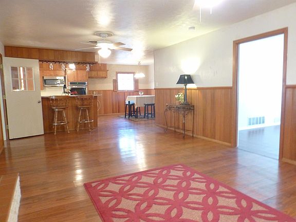 4th image of 6407 Avenue W