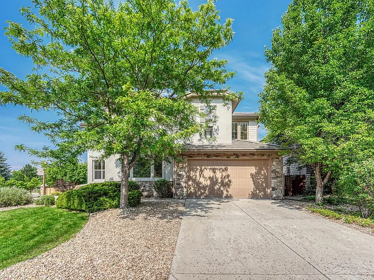9611 Sunset Hill Dr — Photo 3