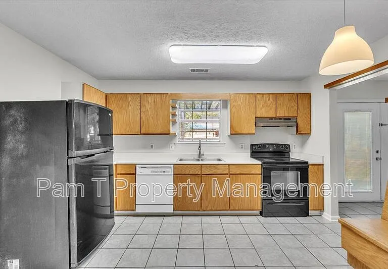 4 Gunpowder Ct — Photo 6