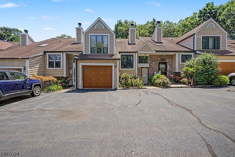1st image of 205 Joseph Ln