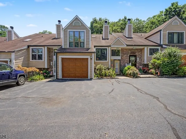 205 Joseph Ln, Mine Hill Twp., NJ 07803