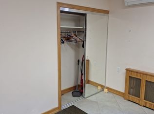 (Undisclosed Address), Fresh Meadows, NY 11365