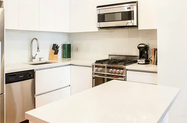 Rented by Compass | media 33