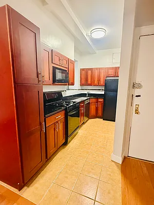 Kitchen, photo 1