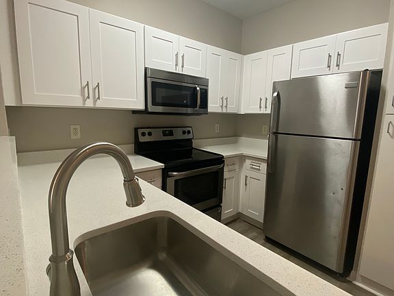 2nd image of 1910 E Palm Ave APT 8104