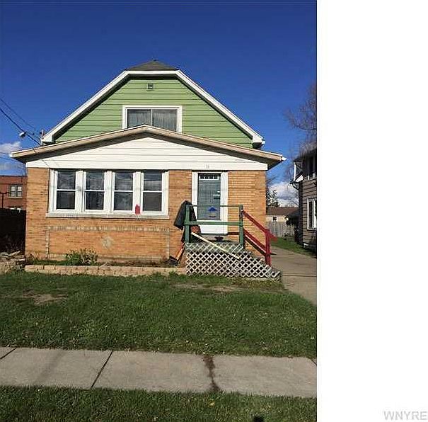 1st image of 16 Verel Ave