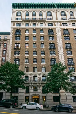 Sold by Compass | media 19