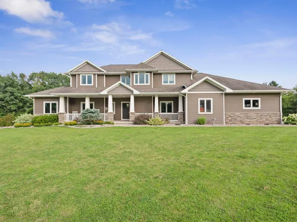 5737 S Cth #T, Denmark, WI 54208