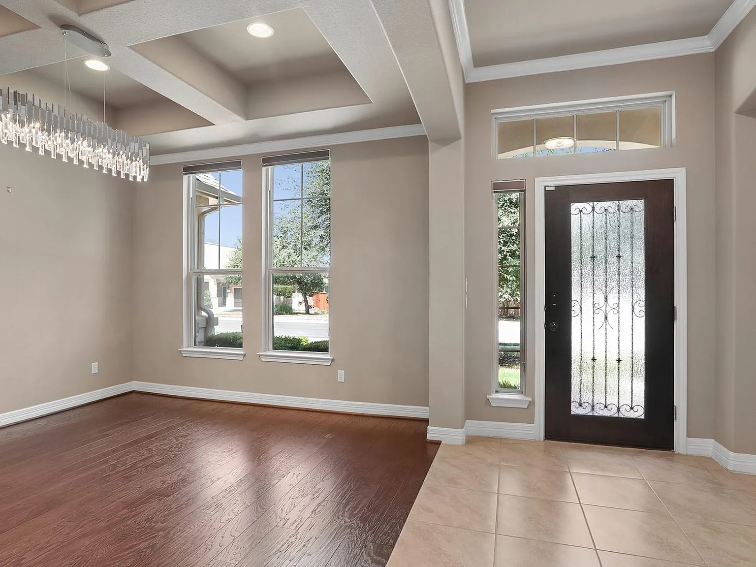4 bed, 3.0 bath, 3013 sqft, $3,550 — Photo 2