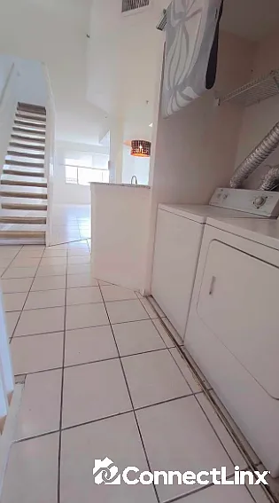 751 SW 148th Ave — Photo 9