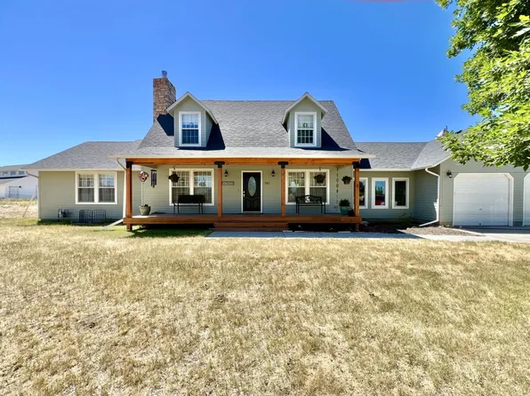 741 Spring Creek Pkwy, Spring Creek, NV 89815