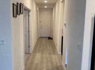 1030 Camborne Dr, Manteca, CA 95336