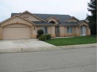 2808 Blue Bell Dr, Redding, CA 96001