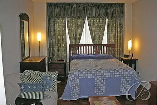 Rented by Bellmarc Realty | media 3