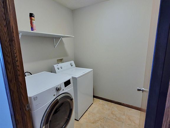 5th image of 3824 G St