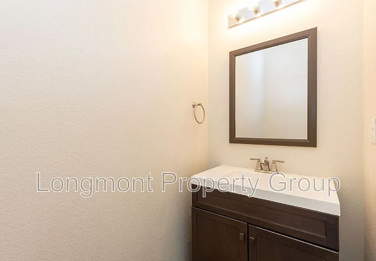 1518 Sepia Ave — Photo 10