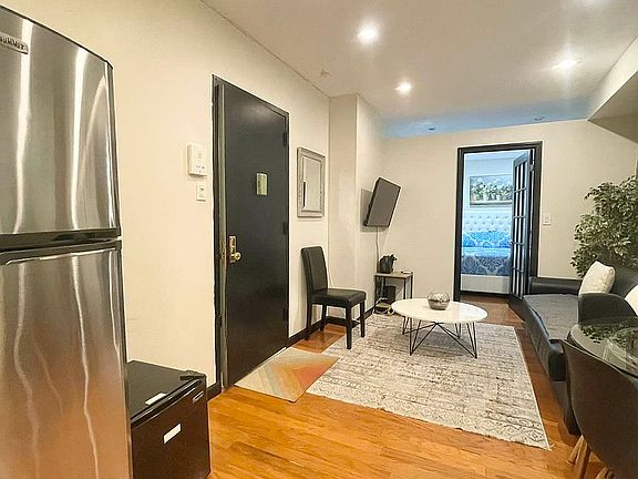 5th image of 401 E 62nd St APT 2A
