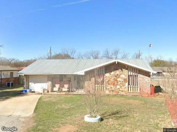 1304 W 12th St, Cisco, TX 76437