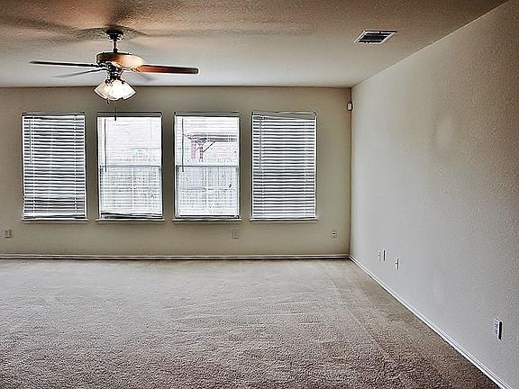 5th image of 2423 Canyon Springs Dr