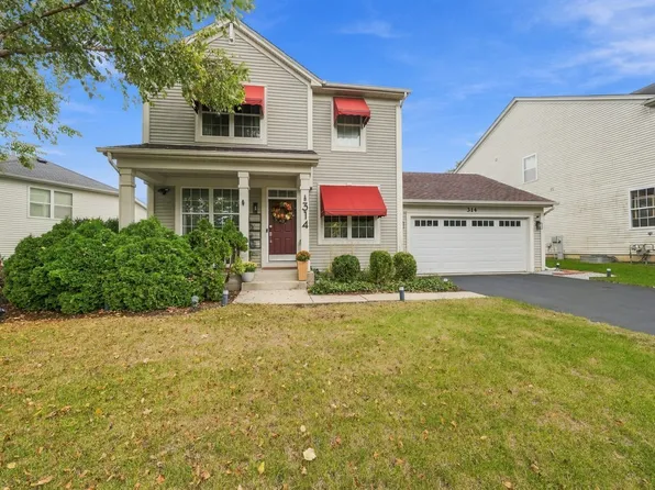 314 Red Sky Dr, St Charles, IL 60175