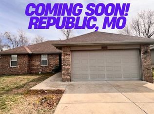 436 N Chandler Ave, Republic, MO 65738