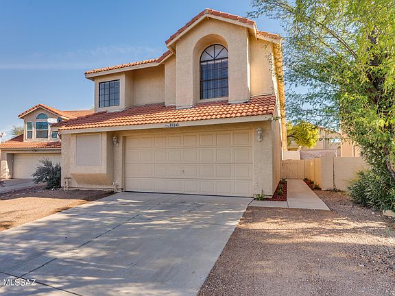 3rd image of 8924 N Ferber Ct