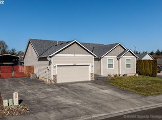 520 Yakima Ct, Columbia City, OR 97018