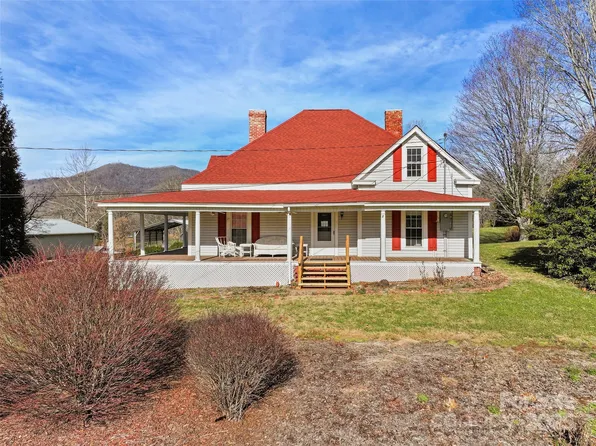 4739 Old Clyde Rd, Clyde, NC 28721