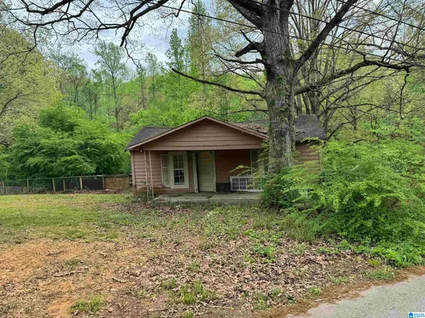 619 Markeeta Rd, Leeds, AL 35094