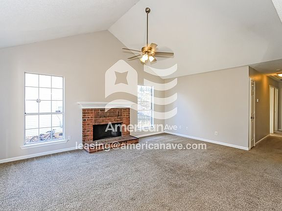 1474_003_living_room_14209320.jpg