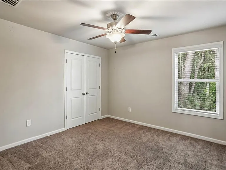 2099 Easterwood Ter — Photo 23