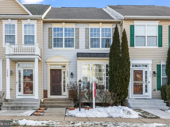 2446 Battery Hill Cir, Woodbridge, VA 22191
