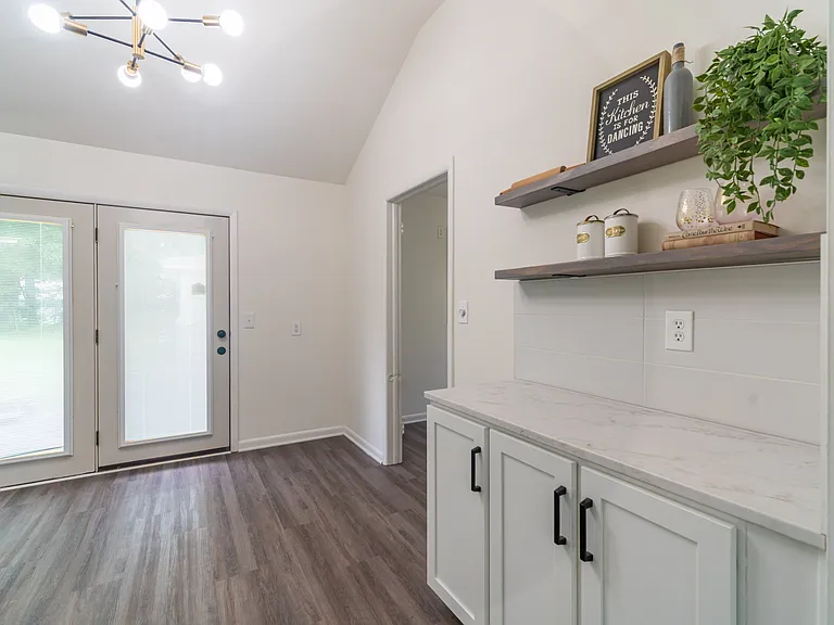 5407 Sir Barton Rd — Photo 6