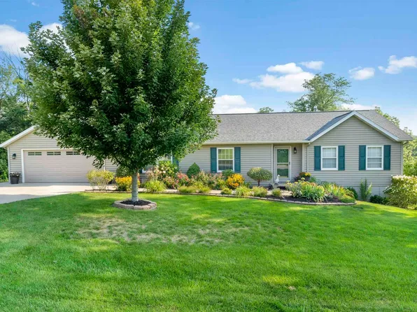 1075 260th St, Tipton, IA 52772