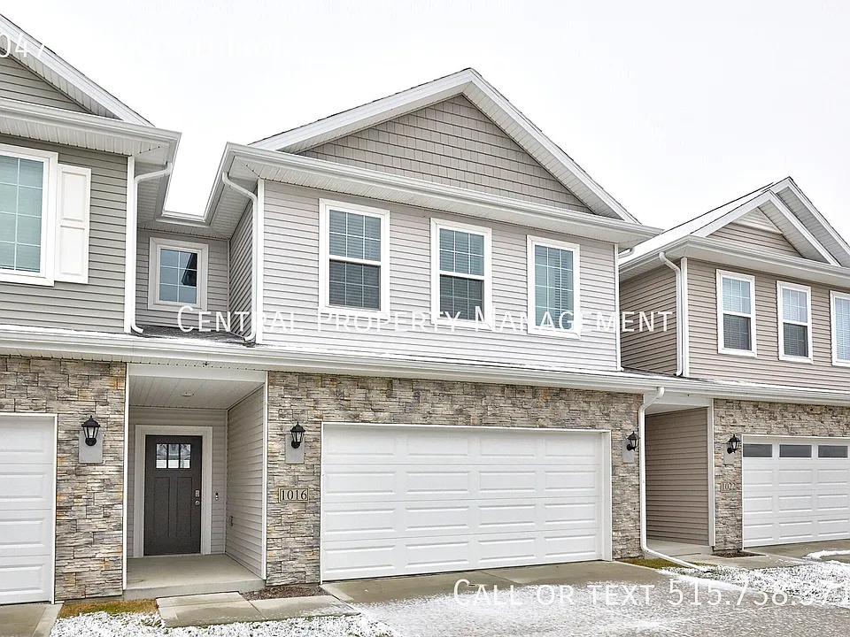 1047 Maywood Ln