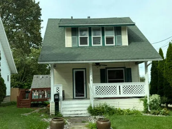 1402 Linval St, Lansing, MI 48910