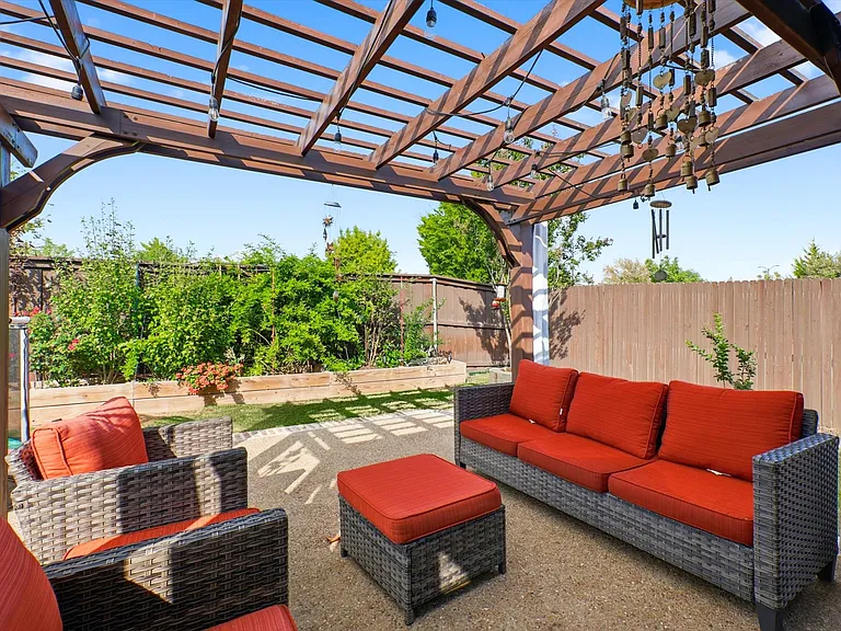 1370 Pelican Dr — Photo 48