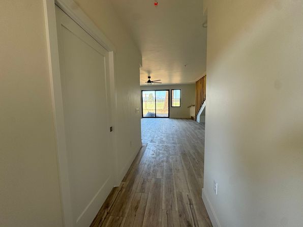 781 W Hood Ave #3