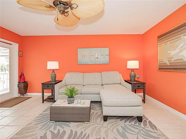 55 Woodland Dr #206 — Photo 5