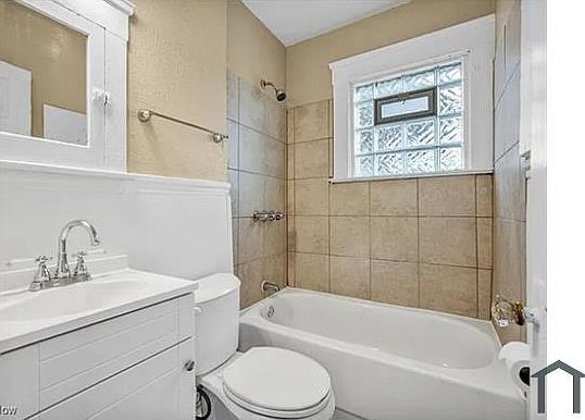5th image of 3602 E 149th St #2