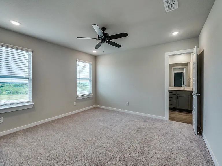 Villas at Eagle Ranch — Photo 17