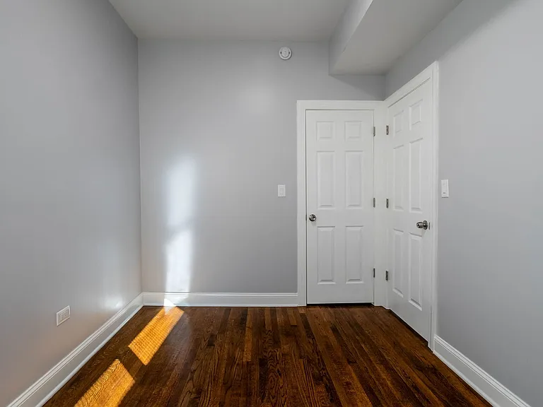 4837 W Monroe St #2 — Photo 11