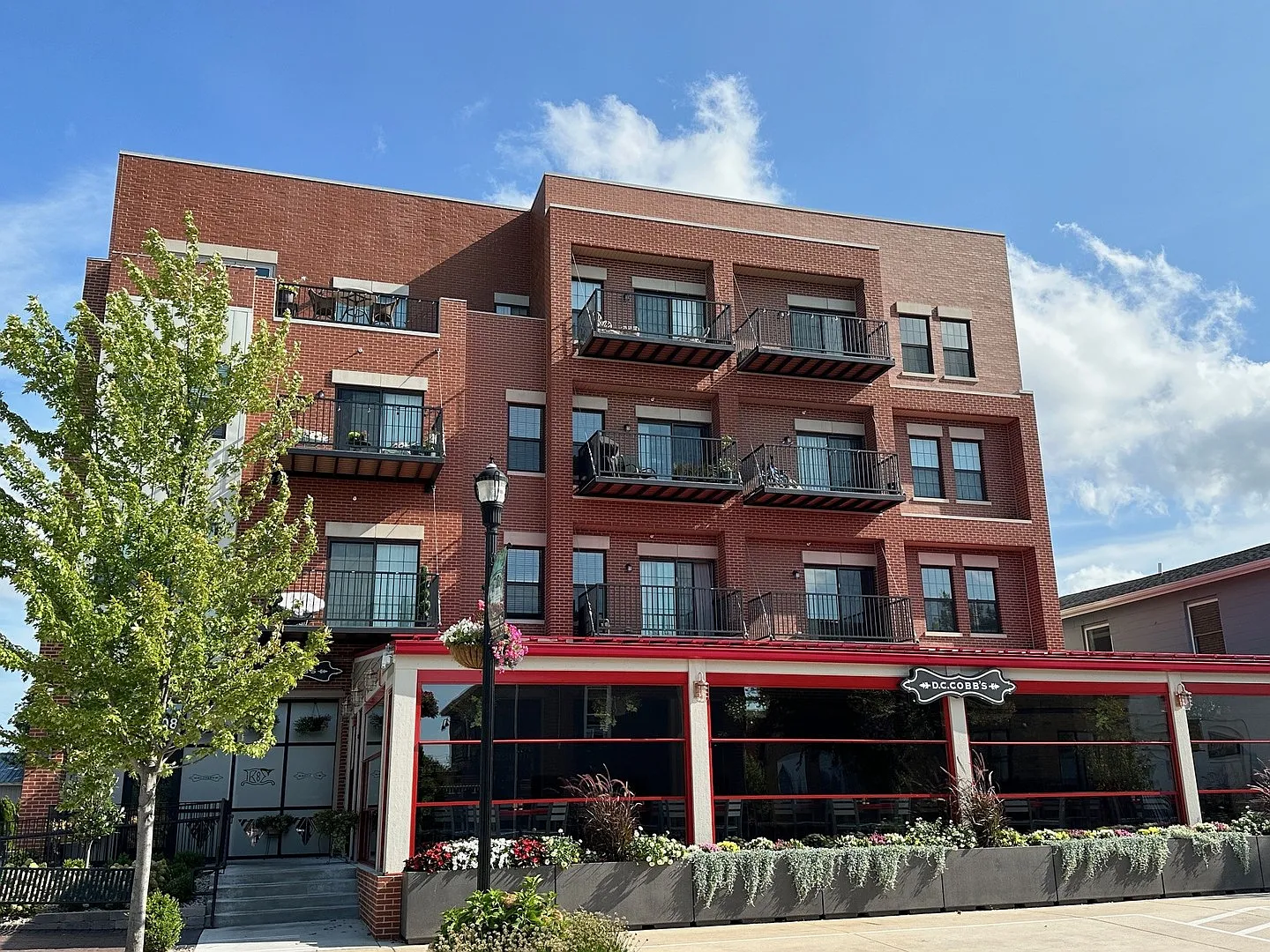 1 bed, 774 sqft, $1,835 — Photo 1